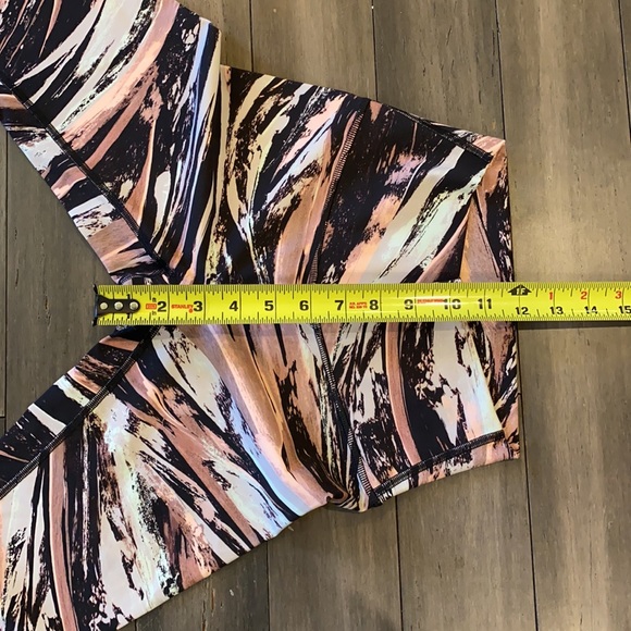 Lululemon Wunder Under High Rise 7/8 Luxtreme 25” - Picture 10 of 17